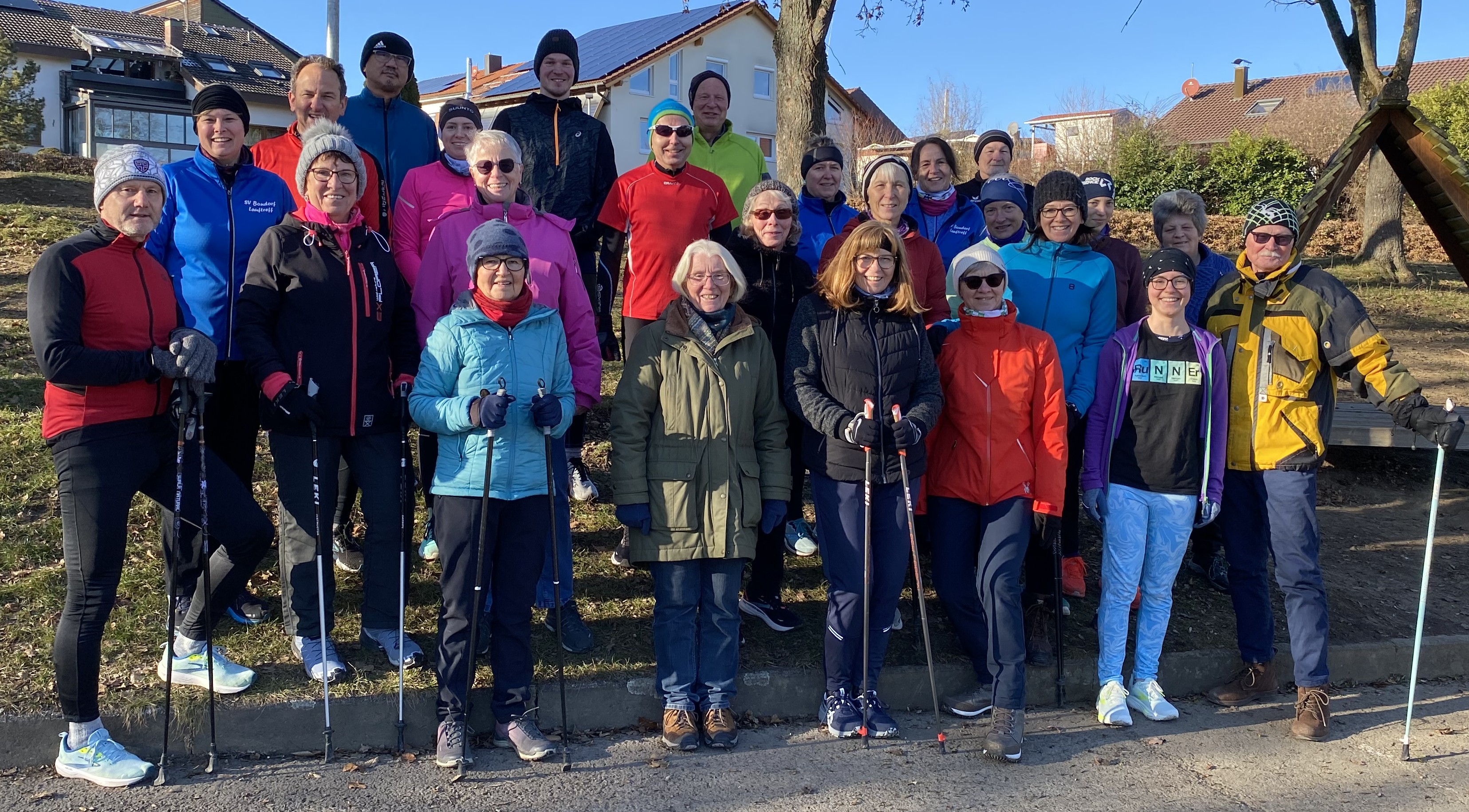 Teilnehmerinnen und Teilnehmer am Silvesterlauf 2025 in Bondorf