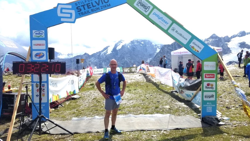 Jan Semmelmann meistert den Trail Run auf das Stilfser Joch