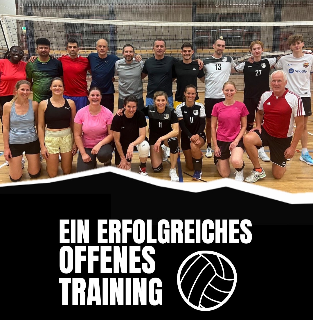 Gruppenfoto von neuen und bisherigen Volleyballer:innen.